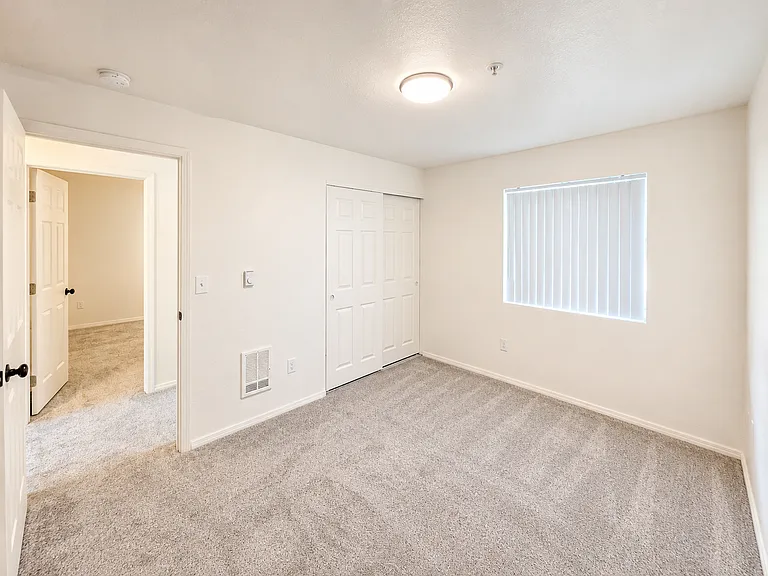 1101 W Emma Ave — Photo 16