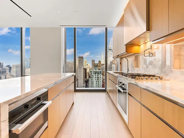 277 5th Avenue image 5 of 23