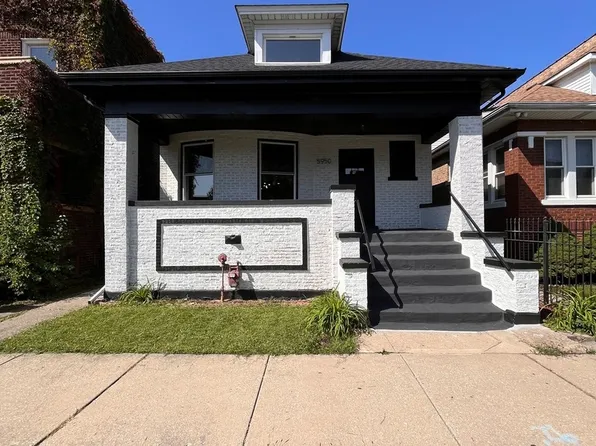5950 S Artesian Ave, Chicago, IL 60629