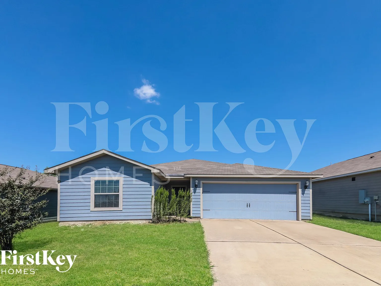 4 bed, 2.0 bath, 1600 sqft, $2,250 — Photo 1