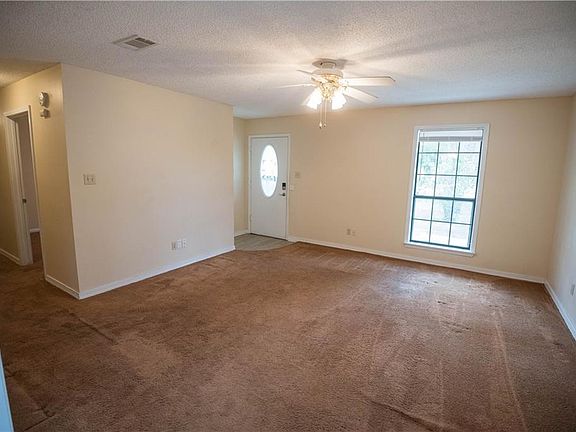 4th image of 44159 Baywood Ct