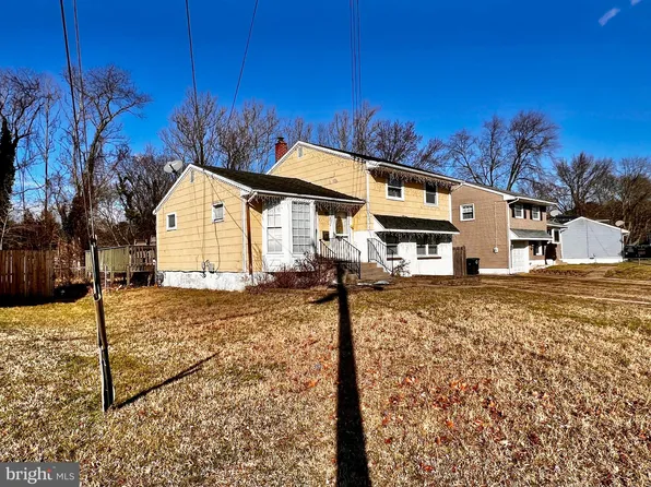 2017 S Winthrop Ave, Clementon, NJ 08021