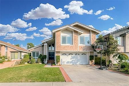  7922 Sunflower Ln, La Palma