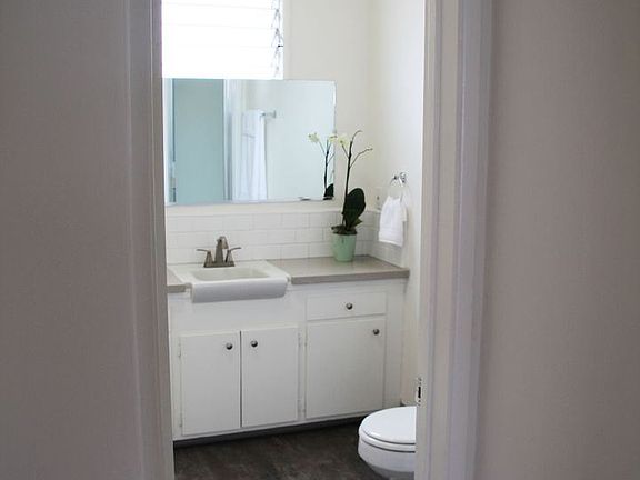2nd image of 540 San Vicente Blvd #8096739