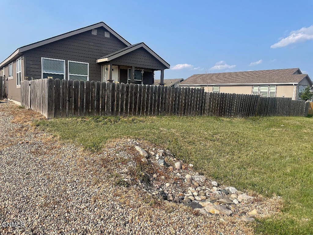 13843 Cottonwood St, Williston, ND 58801 Zillow