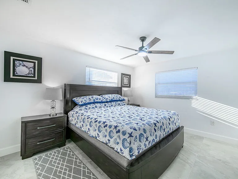149 Crescent Dr — Photo 32