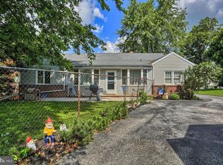 7015 York Rd, Abbottstown, PA 17301