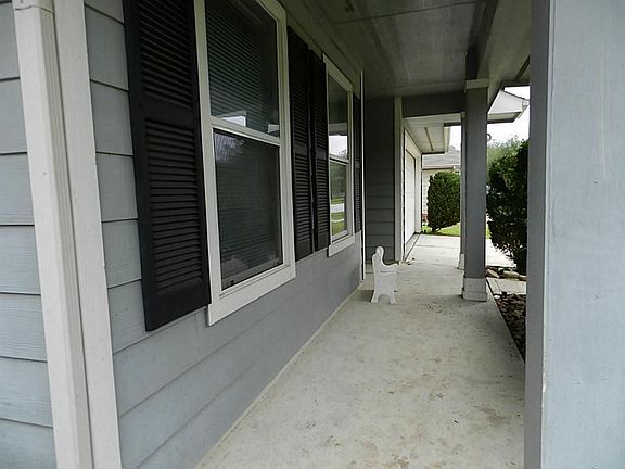 2nd image of 19807 River Breeze Dr