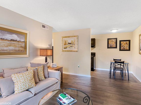 5th image of 4515 26th St W #1014