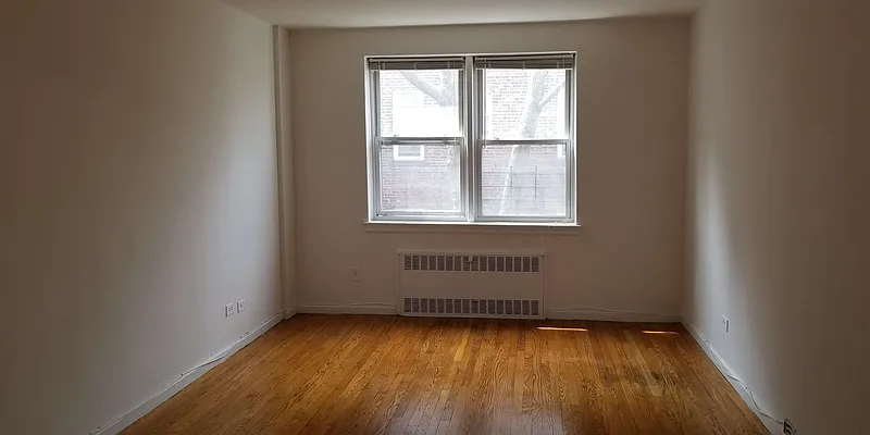 Rented by null | media 27