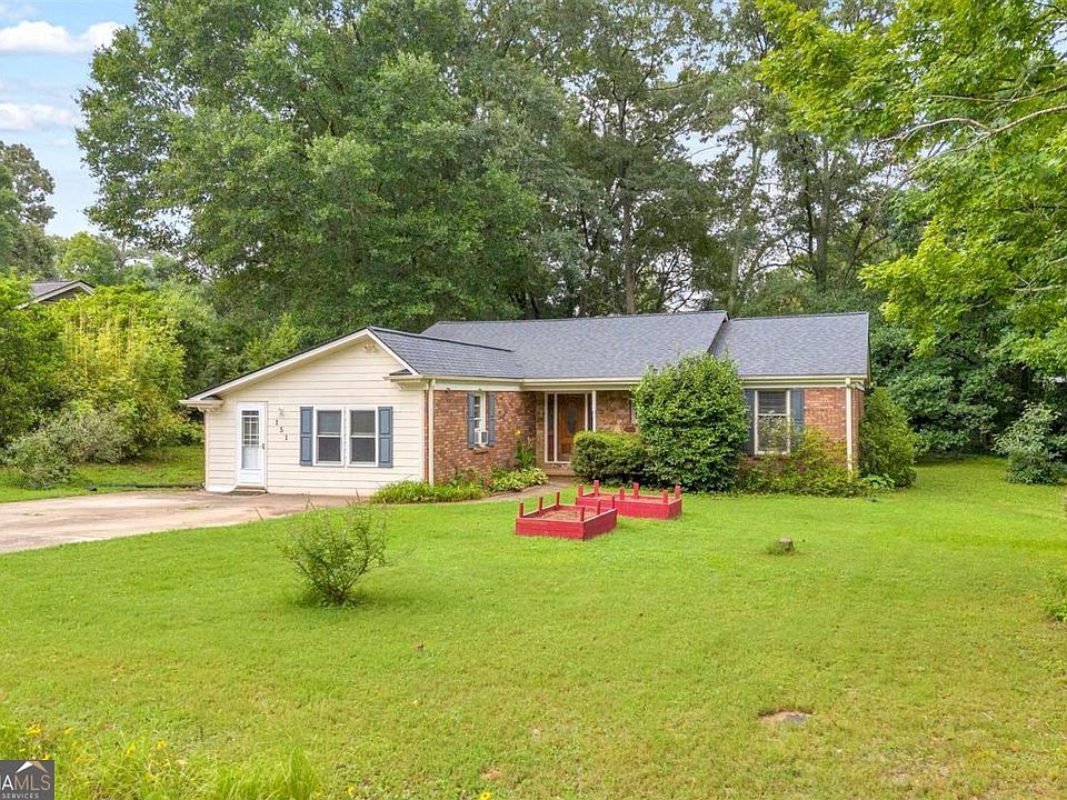 1st image of 151 Winterberry Ln