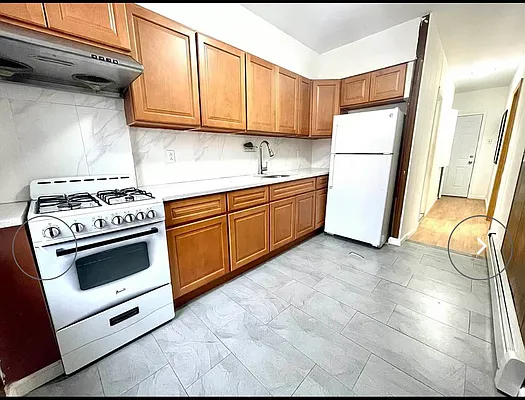 Rented by Evergreen Realty & Investments | media 5