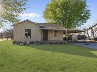 9201 Farmer Rd, White Settlement, TX 76108