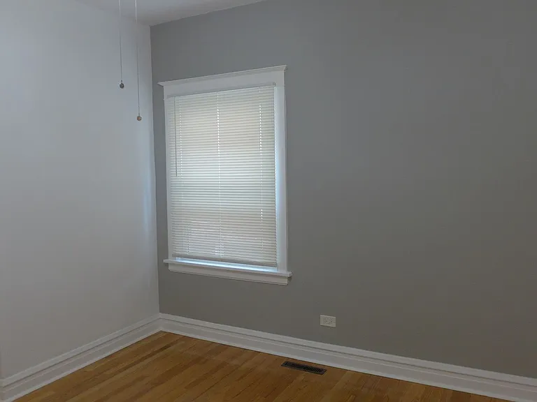 136 Elgin Ave — Photo 41