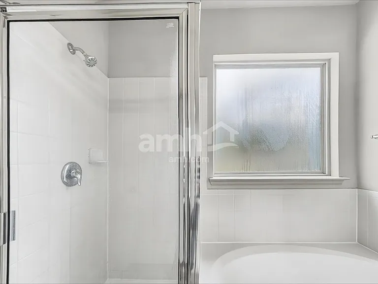 2201 Jefferson Crossing Dr — Photo 13