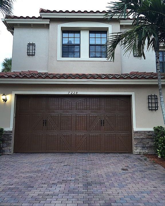 1st image of 7228 NW 108th Way