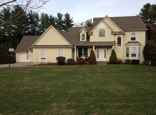 7 Liquori Dr, Southwick, MA 01077