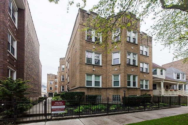 1st image of 1529 W Rosemont Ave APT 1N