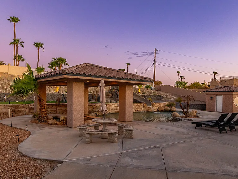 2270 Souchak Dr — Photo 3