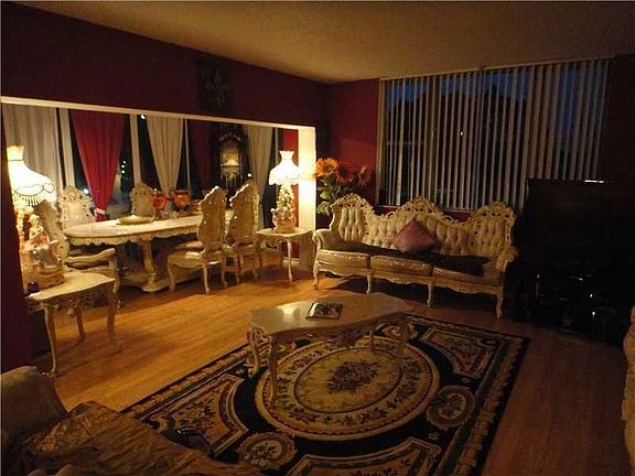 3rd image of 4800 Hillcrest Ln APT 200