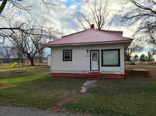 5900 N 1st St, Bicknell, IN 47512
