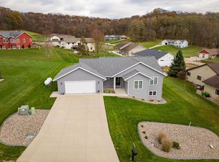 N8132 Badger Ln, Mindoro, WI 54644