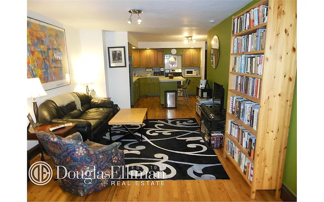 Rented by Douglas Elliman | media 15