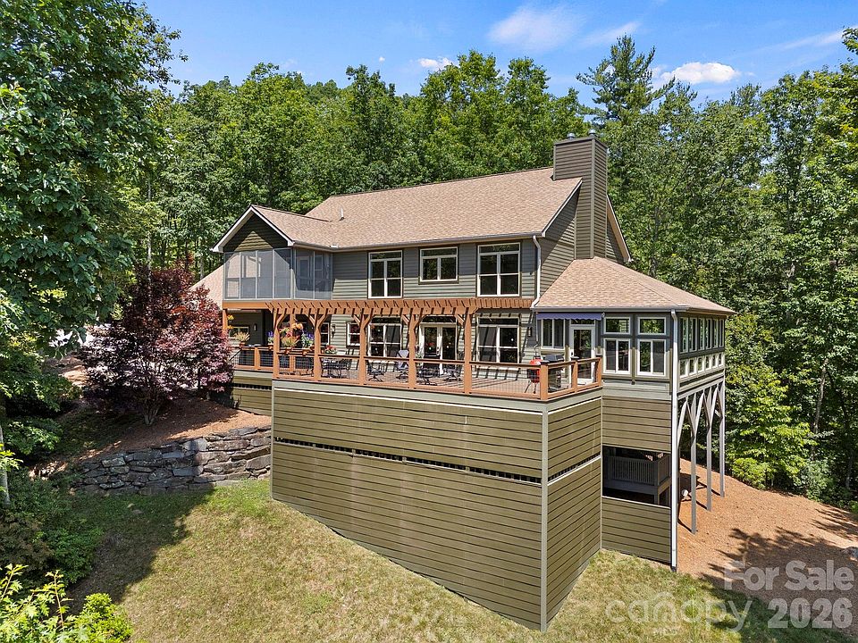 1st image of 426 Eagle Ridge Rd