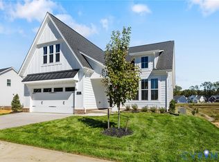 8529 Chimney Rock Dr, Mechanicsville, VA 23116