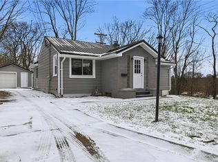 327 Maple Dr, New Castle, PA 16105