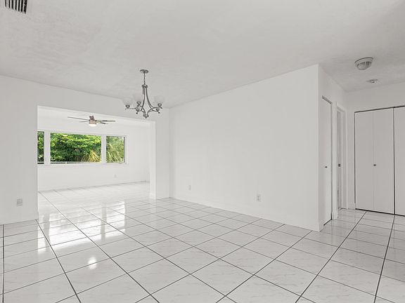 3rd image of 5317 SW 120th Avenue