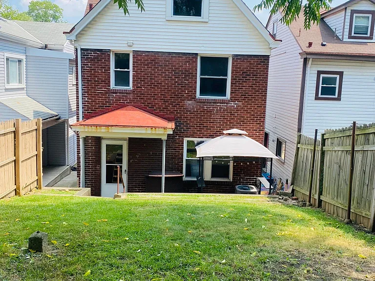130 Monastery Ave — Photo 7