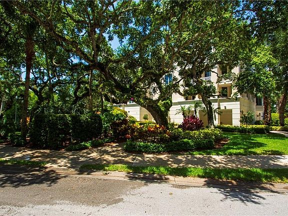3rd image of 501 N Swim Club Dr Penthouse A