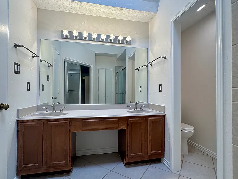 1913 Pine Ridge Dr — Photo 18