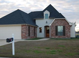 107 Riverbend Ave, Vidalia, LA 71373