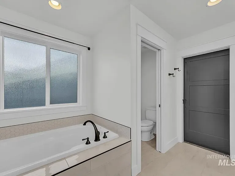 4304 W Ravenna St — Photo 20