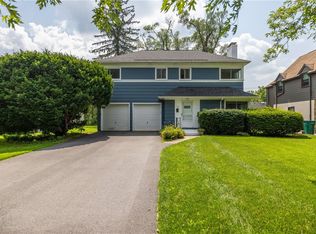 139 Edgeview Ln, Rochester, NY 14618