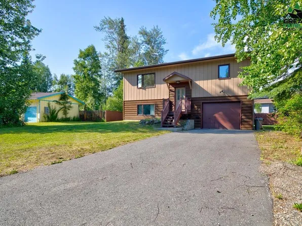344 Cindy Dr, Fairbanks, AK 99701