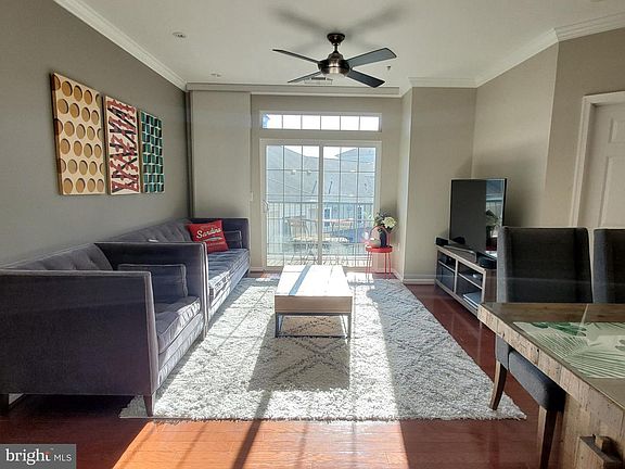 3rd image of 2055 26th St S #5302