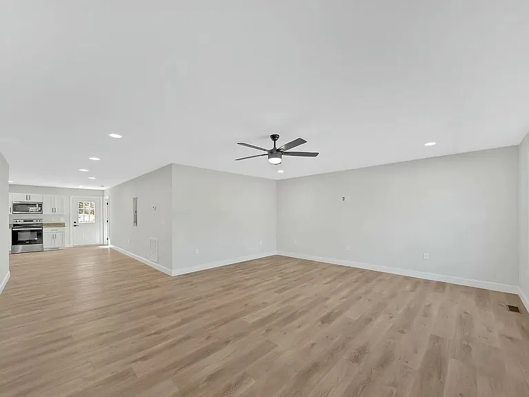 12150 Arbor St #D — Photo 7