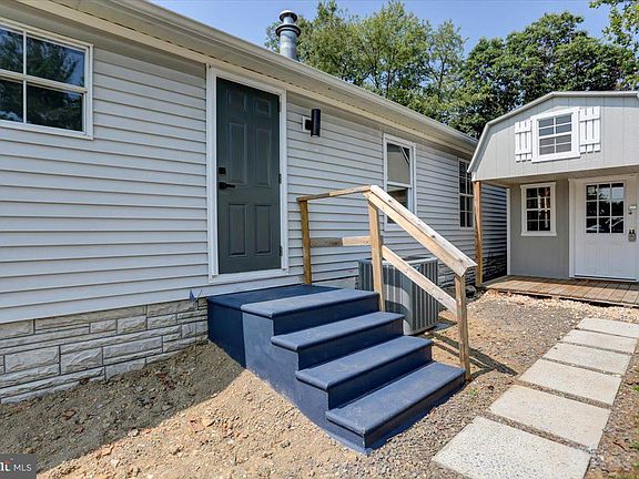 5th image of 16214 McGregor Dr