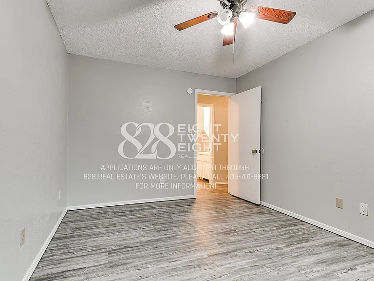 4304-4306 Harvard Rd — Photo 23