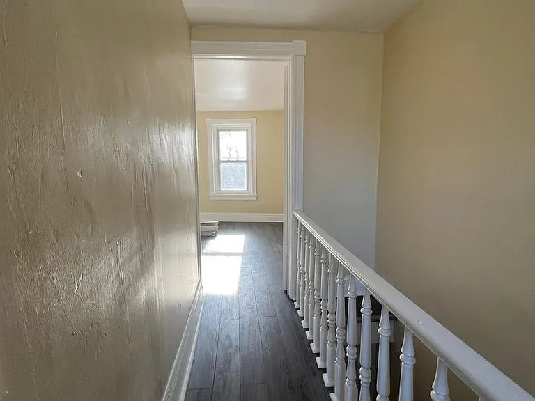 510 W Hanover St — Photo 10