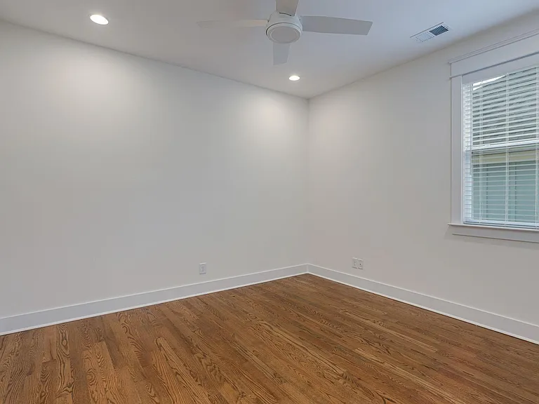 6108 California Ave — Photo 23