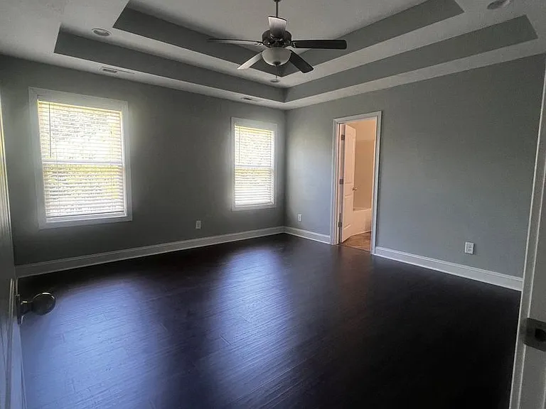 829 Shelton Cir — Photo 8