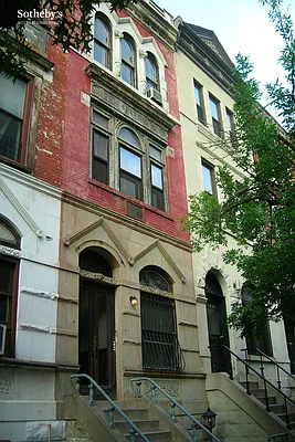 Rented by Sotheby's International Realty | media 12