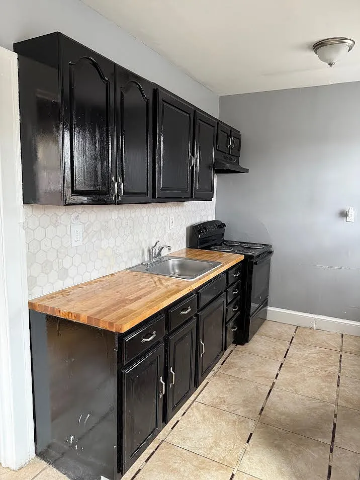 1 bed, 622 sqft, $1,200 — Photo 3