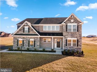 143 Hillsdale Dr, Fredericksburg, VA