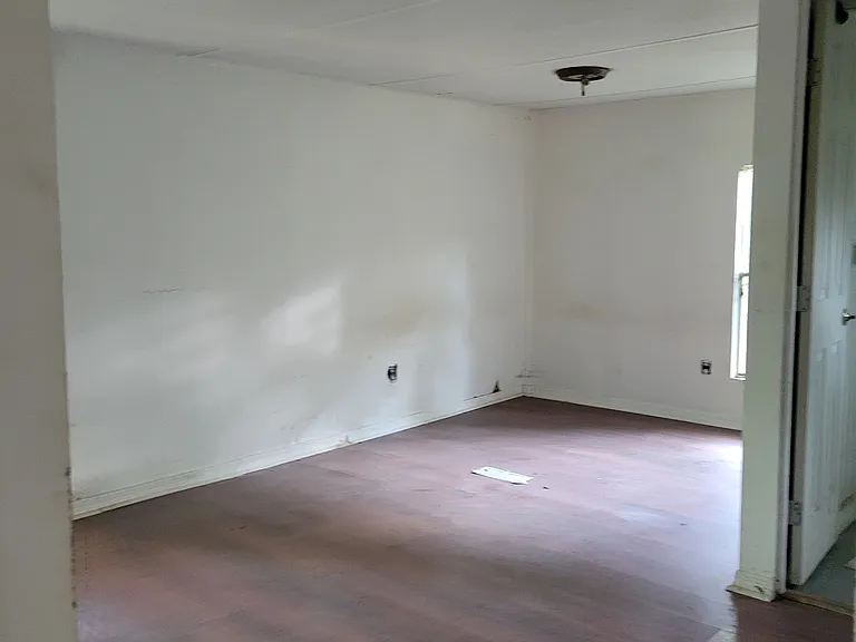 2781 County Road 422 — Photo 1