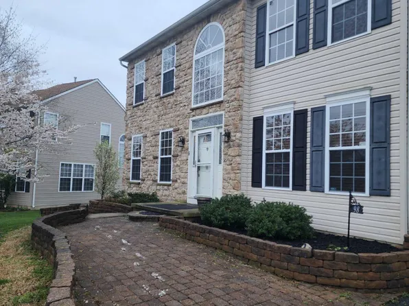 98 Stockton Ln, Dover, DE 19904